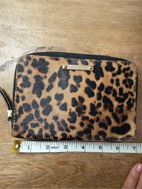 Stella & Dot Leopard Print Zip Wallet